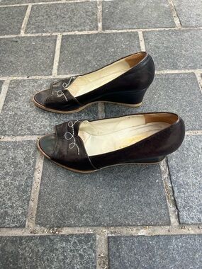 Vintage Chocolate Brown Leather Wedges    Heels Mes Amis by Jarolini Embroidered